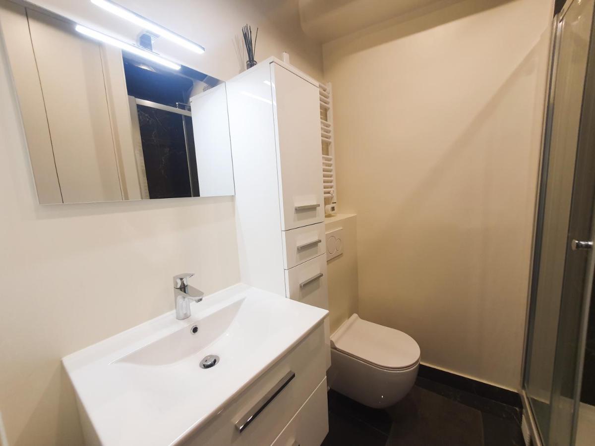 Exigehome-Grand Studio En Centre Ville - 300 M Du Rer A Saint-Germain-en-Laye Esterno foto