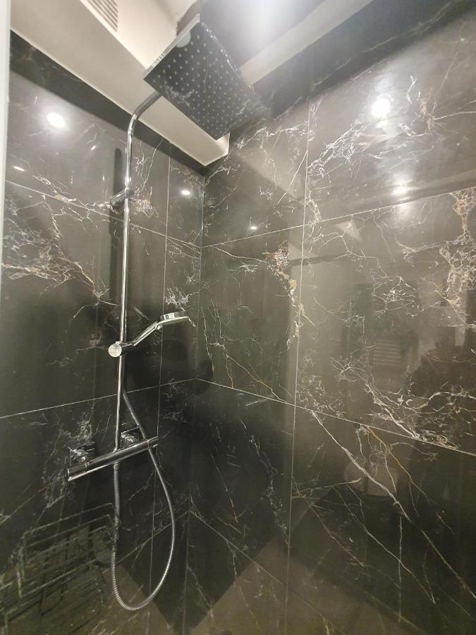 Exigehome-Grand Studio En Centre Ville - 300 M Du Rer A Saint-Germain-en-Laye Esterno foto